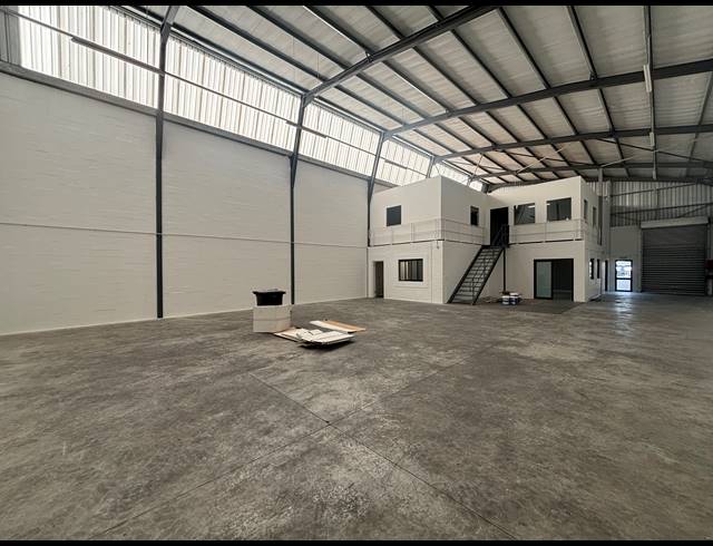 494M² WAREHOUSE TO LET IN FIRGROVE